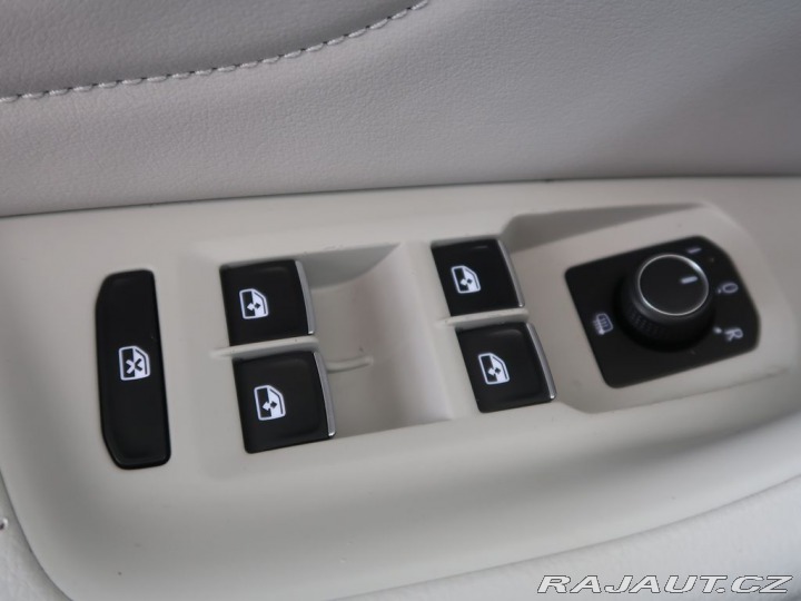 Volkswagen Passat 2.0TDI,140kW,DSG,CZ,Elega 2019