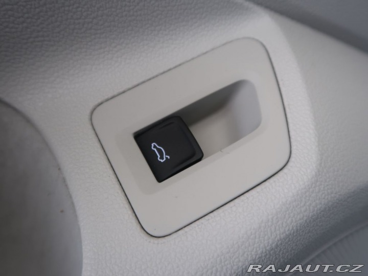 Volkswagen Passat 2.0TDI,140kW,DSG,CZ,Elega 2019