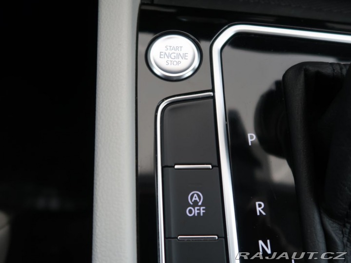 Volkswagen Passat 2.0TDI,140kW,DSG,CZ,Elega 2019
