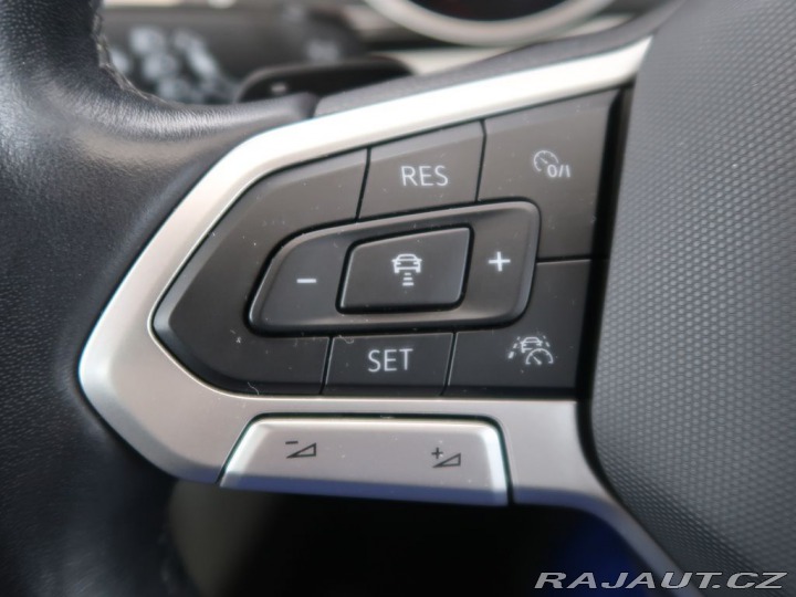 Volkswagen Passat 2.0TDI,140kW,DSG,CZ,Elega 2021