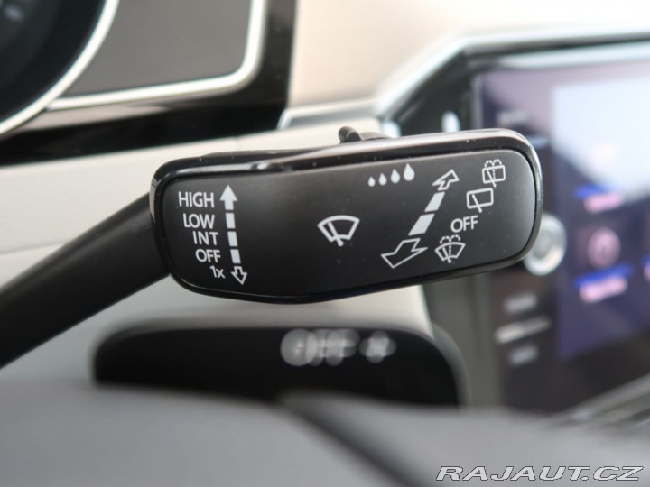 Volkswagen Passat 2.0TDI,110kW,DSG,CZ,Elega 2021