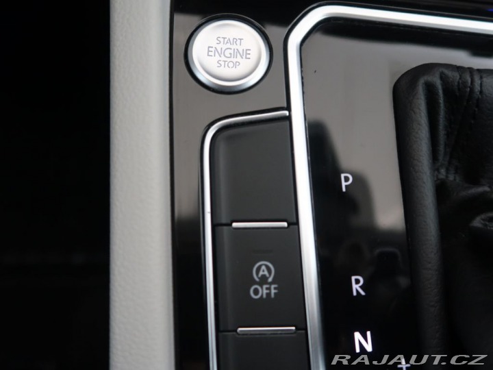 Volkswagen Passat 2.0TDI,110kW,DSG,CZ,Elega 2021