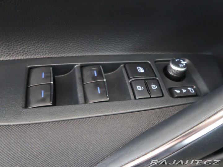 Toyota Corolla 1.8Hybrid,1Maj,,Comfort T 2020