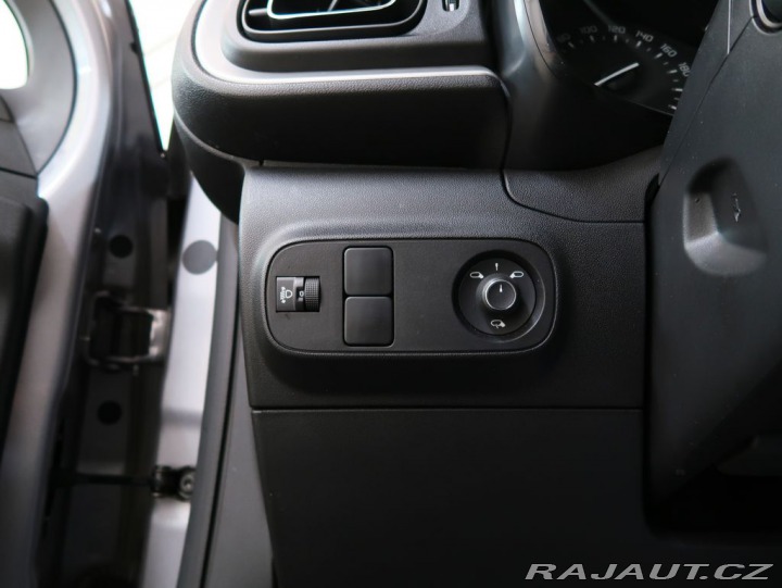 Citroën C3 1.2PureTech,81kW,MAX,MAN6 1800