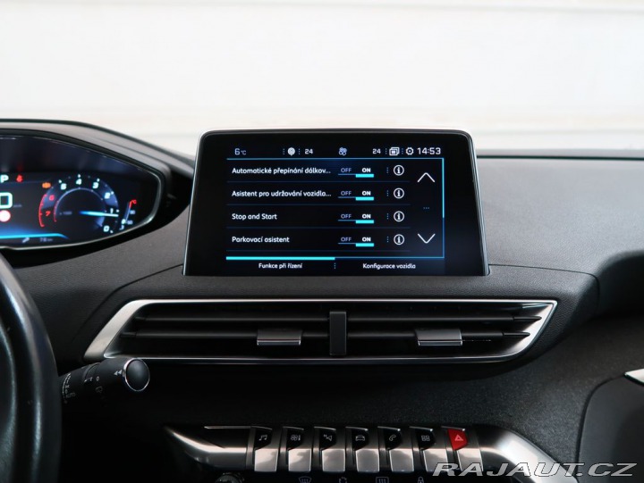 Peugeot 3008 1.2PureTech,96kW,ALLURE,A 1800