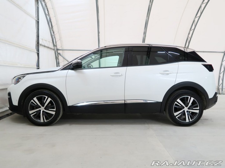 Peugeot 3008 1.2PureTech,96kW,ALLURE,A 1800