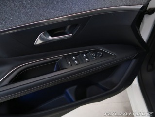 Peugeot 3008 1.2PureTech,96kW,ALLURE,A 1800