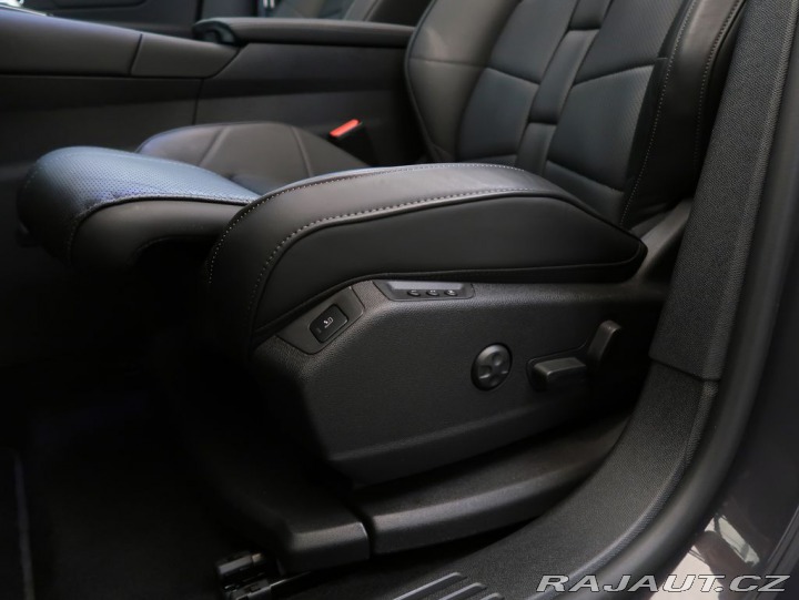 Ostatní značky Ostatní modely DS Automobiles DS7 Crossback 1.5BlueHDi,CZ,1Maj,ETOILE 1800