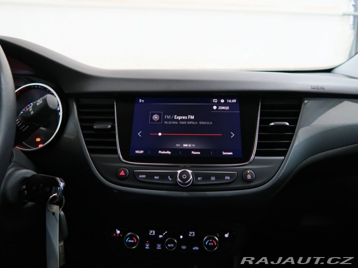 Opel Crossland 1.2TURBO,81kW,ELEGANCE,MA 1800