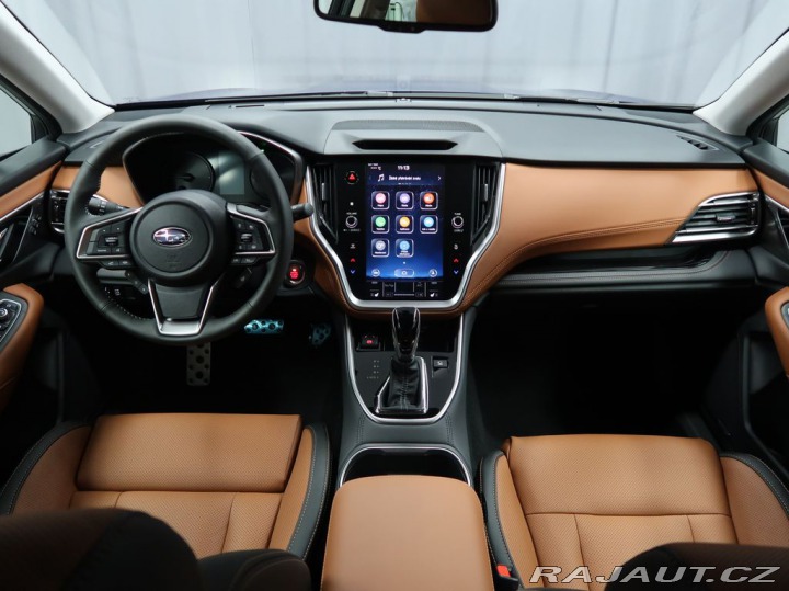 Subaru Outback TOURING s hnědou kůží Nap 2025