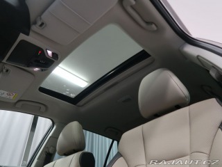 Subaru Outback TOURING se světlou kůží N 2025
