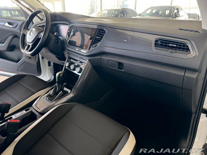 Volkswagen T-Roc 1,5TSI DSG*110kW*KeyLess* 2021