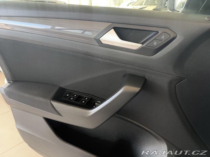 Volkswagen T-Roc 1,5TSI DSG*110kW*KeyLess* 2021