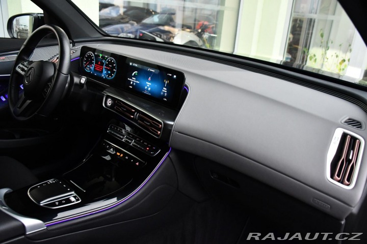 Mercedes-Benz EQC 400 4MATIC 4L-ZÁRUKA 1M 2022