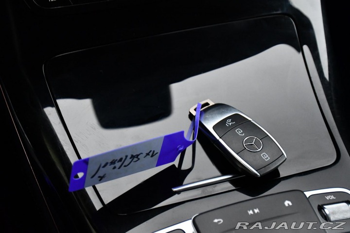 Mercedes-Benz EQC 400 4MATIC 4L-ZÁRUKA 1M 2022