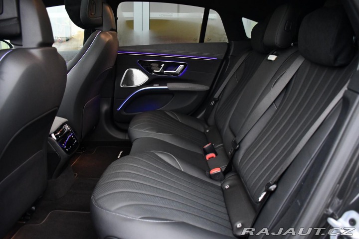 Mercedes-Benz EQS 450 4MATIC AMG 1M 4L-ZÁRU 2024