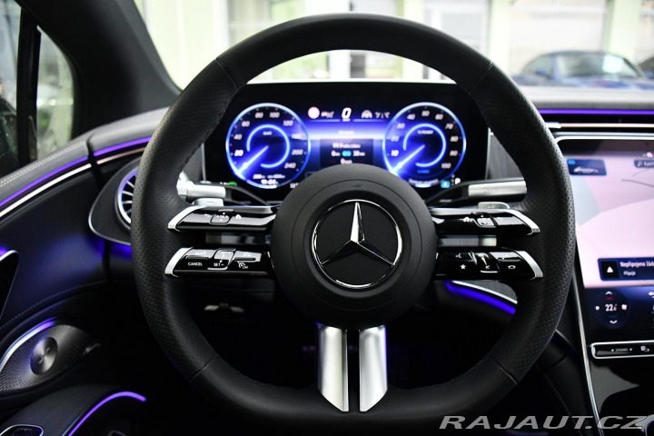 Mercedes-Benz EQS 450 4MATIC AMG 1M 4L-ZÁRU 2024