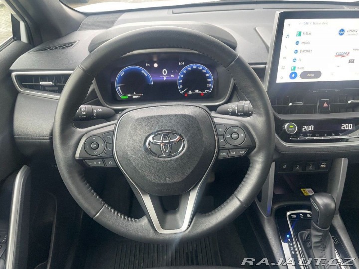 Toyota Corolla Cross 2.0 HEV REZERVACE 2023