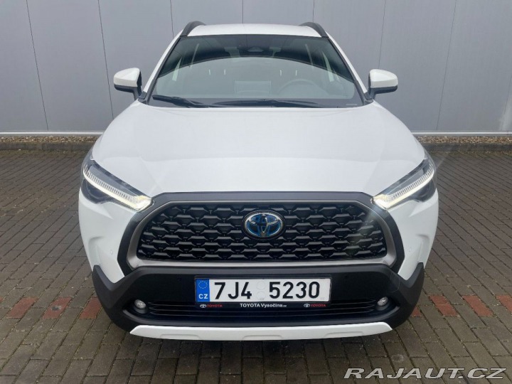Toyota Corolla Cross 2.0 HEV REZERVACE 2023