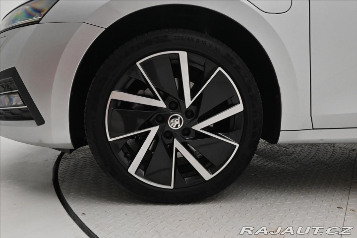 Škoda Octavia 1,4 TSI iV 150kW DSG Busi 2021