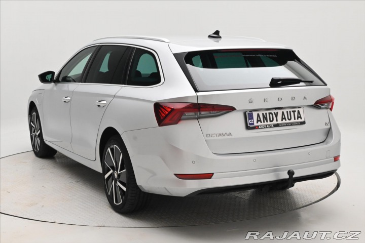 Škoda Octavia 1,4 TSI iV 150kW DSG Busi 2021
