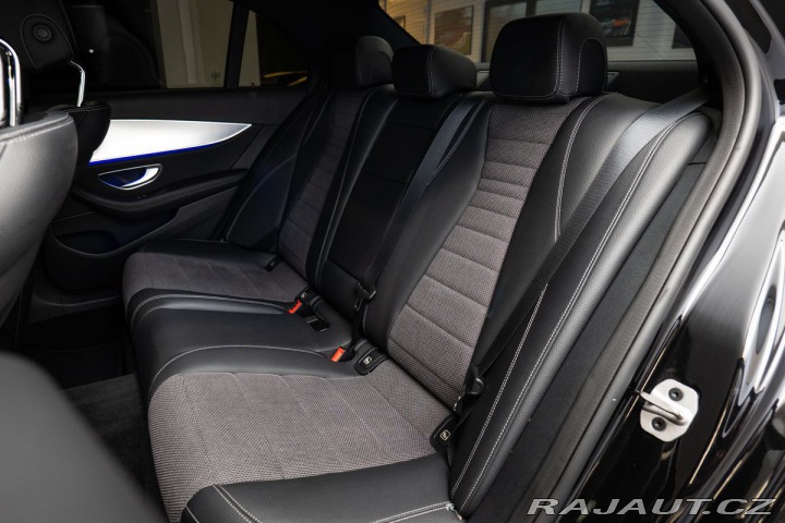 Mercedes-Benz E d 4MATIC Burmester/360/Vy 2022