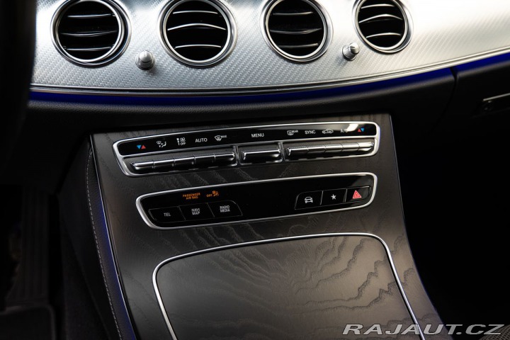 Mercedes-Benz E d 4MATIC Burmester/360/Vy 1800