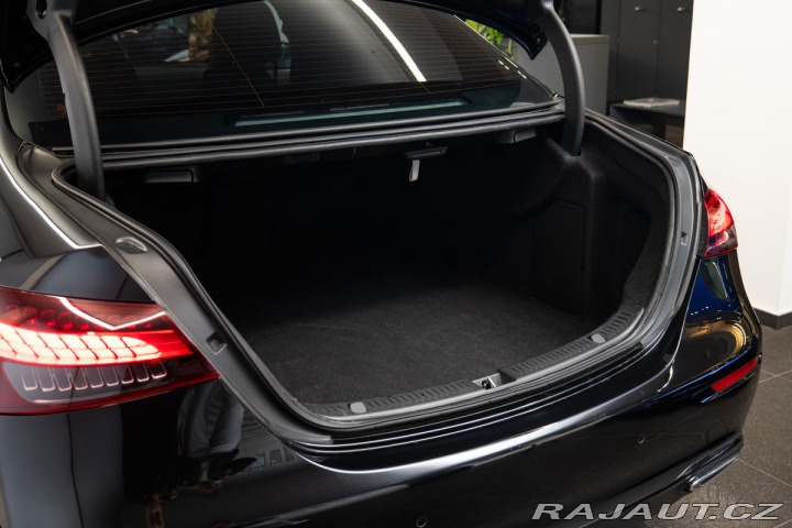 Mercedes-Benz E d 4MATIC Burmester/360/Vy 1800