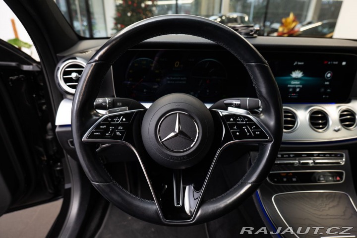 Mercedes-Benz E d 4MATIC Burmester/360/Vy 2022