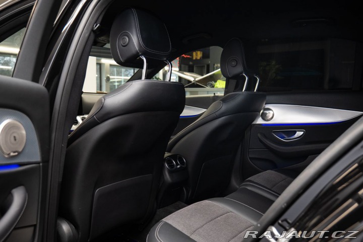 Mercedes-Benz E d 4MATIC Burmester/360/Vy 2022