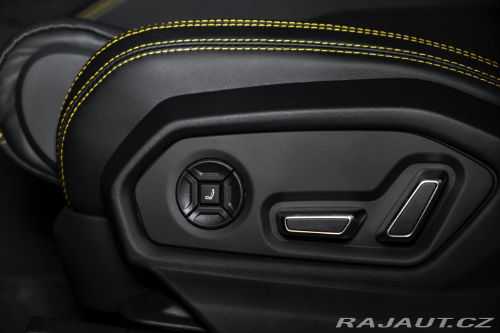 Lamborghini Urus SE PANORAMA/HUD/SENSONUM 2025