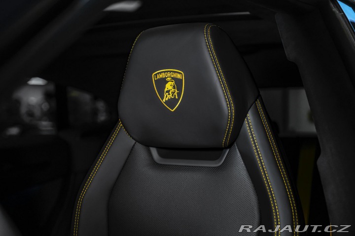 Lamborghini Urus SE PANORAMA/HUD/SENSONUM 2025