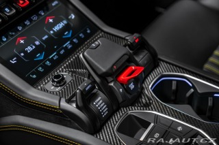 Lamborghini Urus SE PANORAMA/HUD/SENSONUM 2025