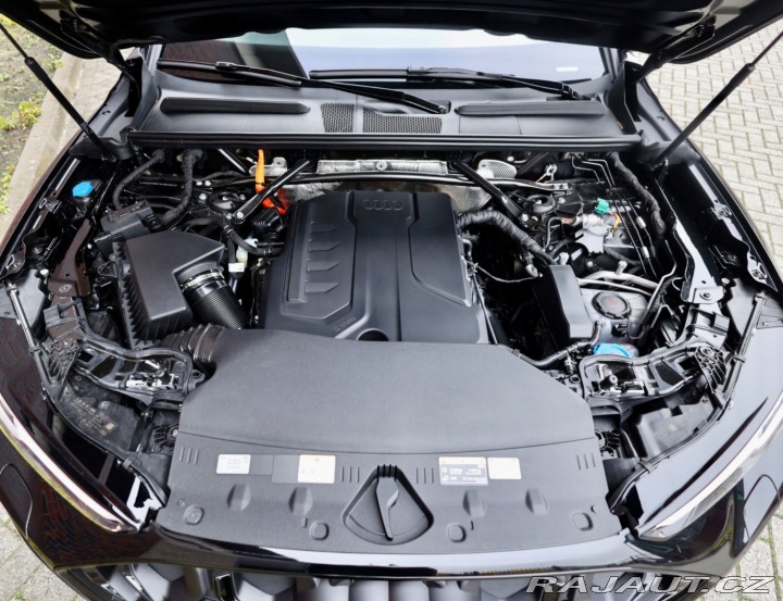 Audi Q5 Sportback e-hybrid quatt 2025