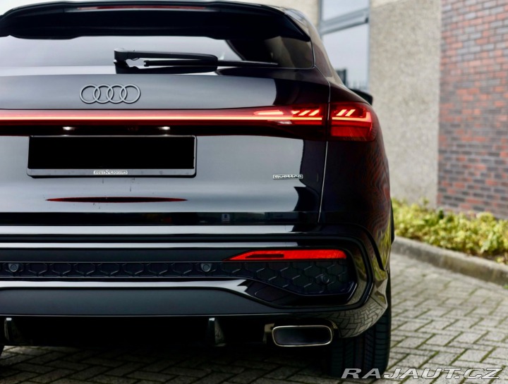 Audi Q5 Sportback e-hybrid quatt 2025