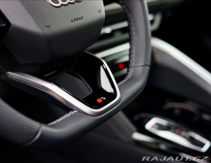 Audi Q5 Sportback e-hybrid quatt 2025