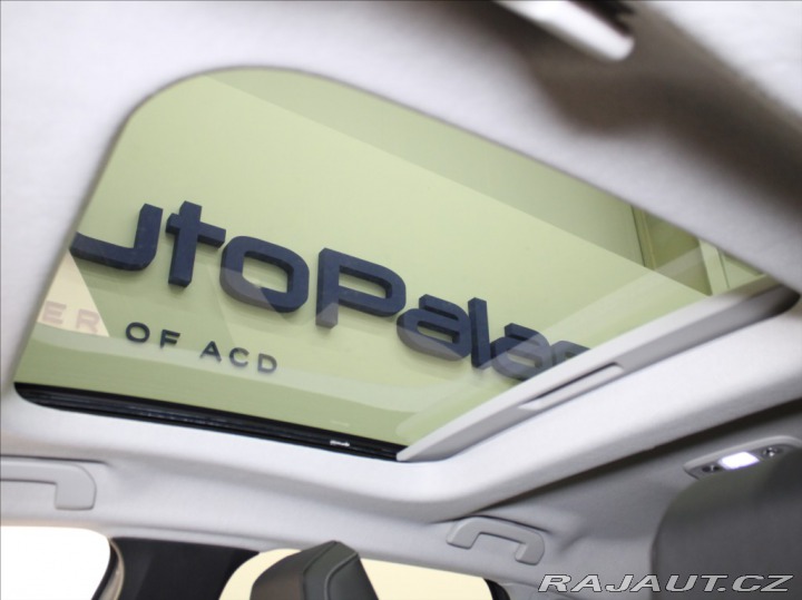 Citroën C4 1,2 PT AT Shine Pano Akčn 2023