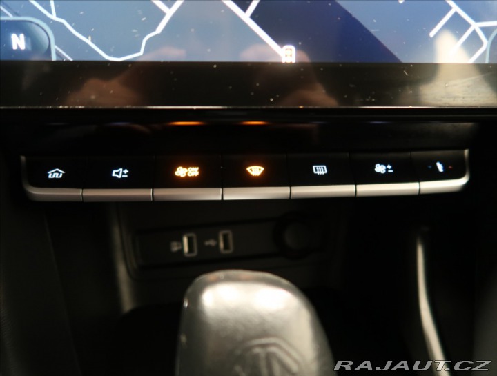 MG ZS 1,0 i AUT ZÁRUKA 2022