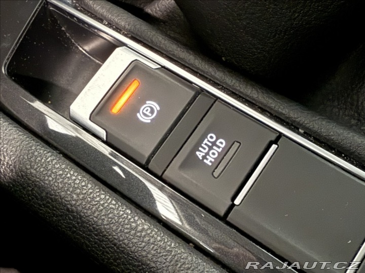 Volkswagen Tiguan 1,5 TSI NAVIGACE 2019