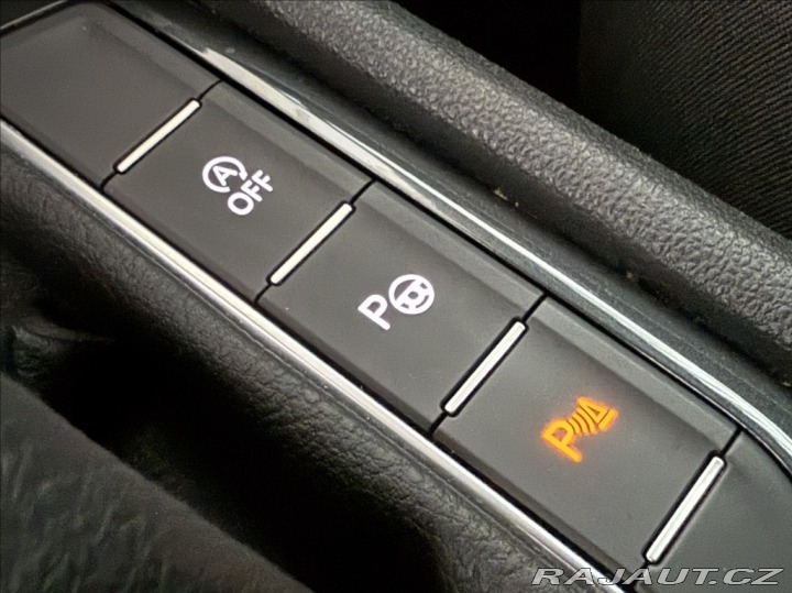 Volkswagen Tiguan 1,5 TSI NAVIGACE 2019