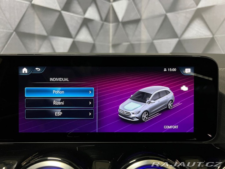 Mercedes-Benz B 200 4M, AMG, PANORAMA, NI 2022