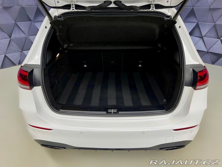 Mercedes-Benz B 200 4M, AMG, PANORAMA, NI 2022