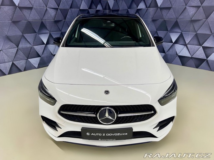 Mercedes-Benz B 200 4M, AMG, PANORAMA, NI 2022