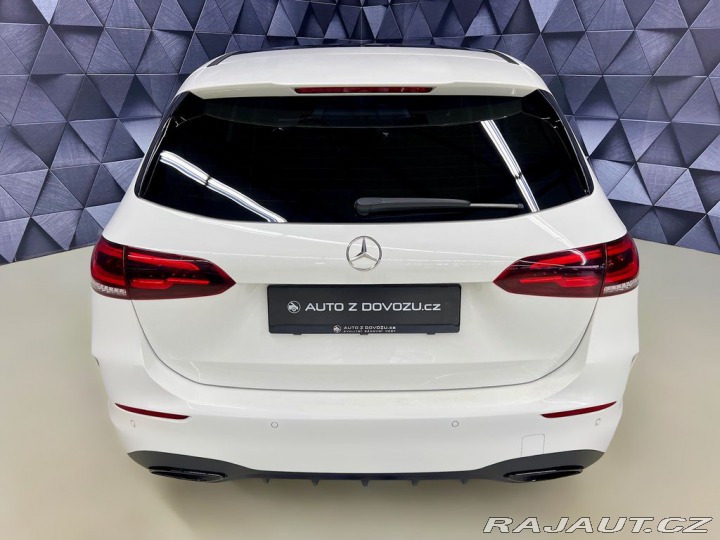 Mercedes-Benz B 200 4M, AMG, PANORAMA, NI 2022
