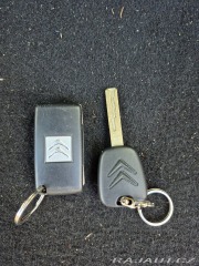 Citroën Grand C4 Picasso 1,6 HDI, 7 míst 2012