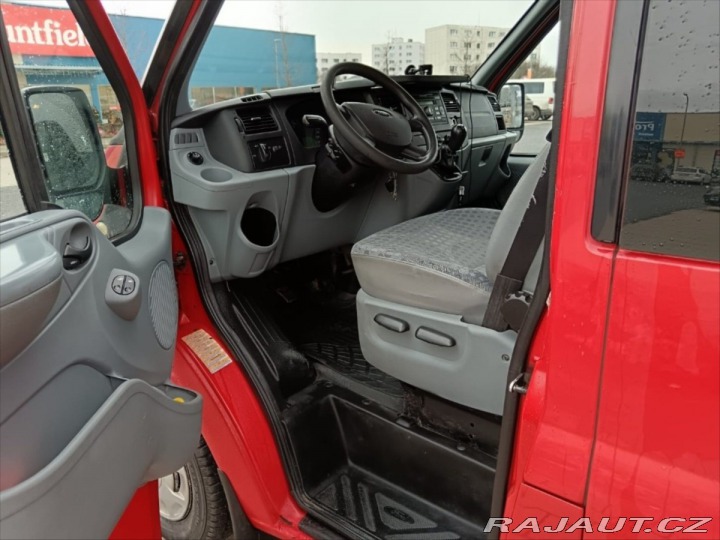 Ford Transit 2,2   tdci 63kw 9míst 2011