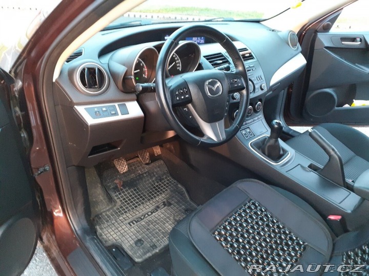 Mazda 3 1,6   benzin 2012