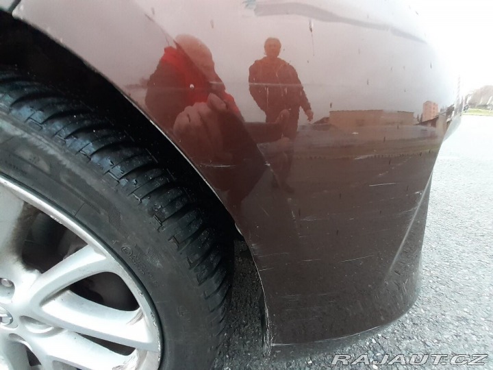 Mazda 3 1,6   benzin 2012