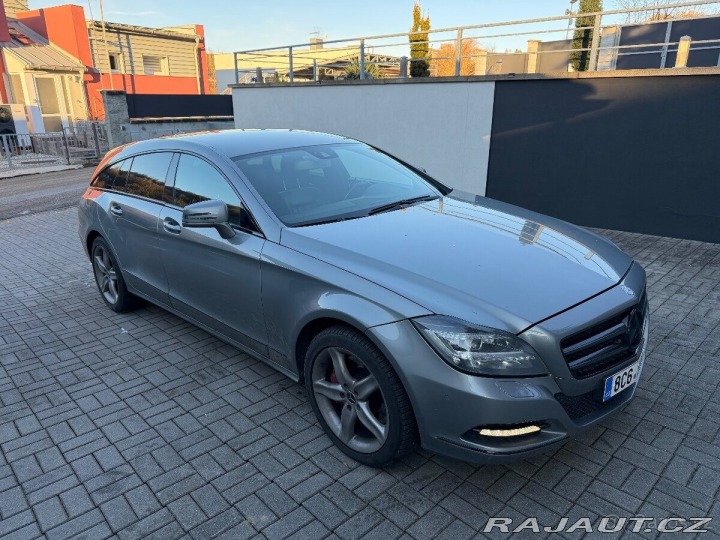 Mercedes-Benz CLS 3,5 350CDI. Najeto 227 1800
