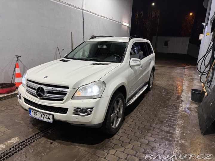 Mercedes-Benz GL 320 CDI 4MATIC | 7 míst 1800